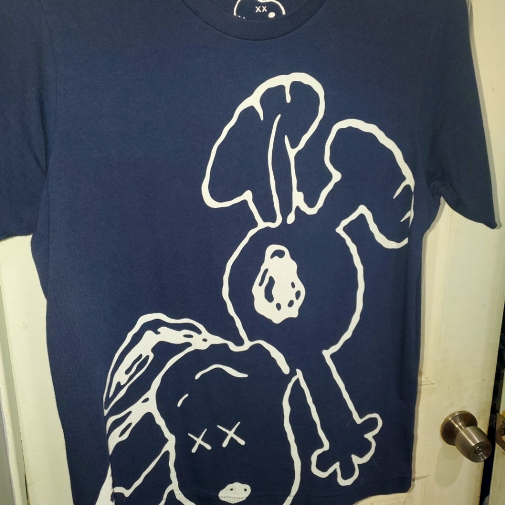 UNIQLO X KAWS X PEANUTS Tee